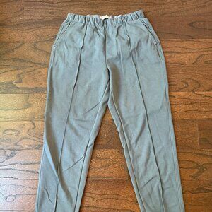Everlane Dream Pant in Heathered Charcoal gray, size M